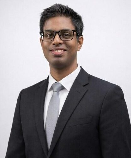 Dr Dhivian